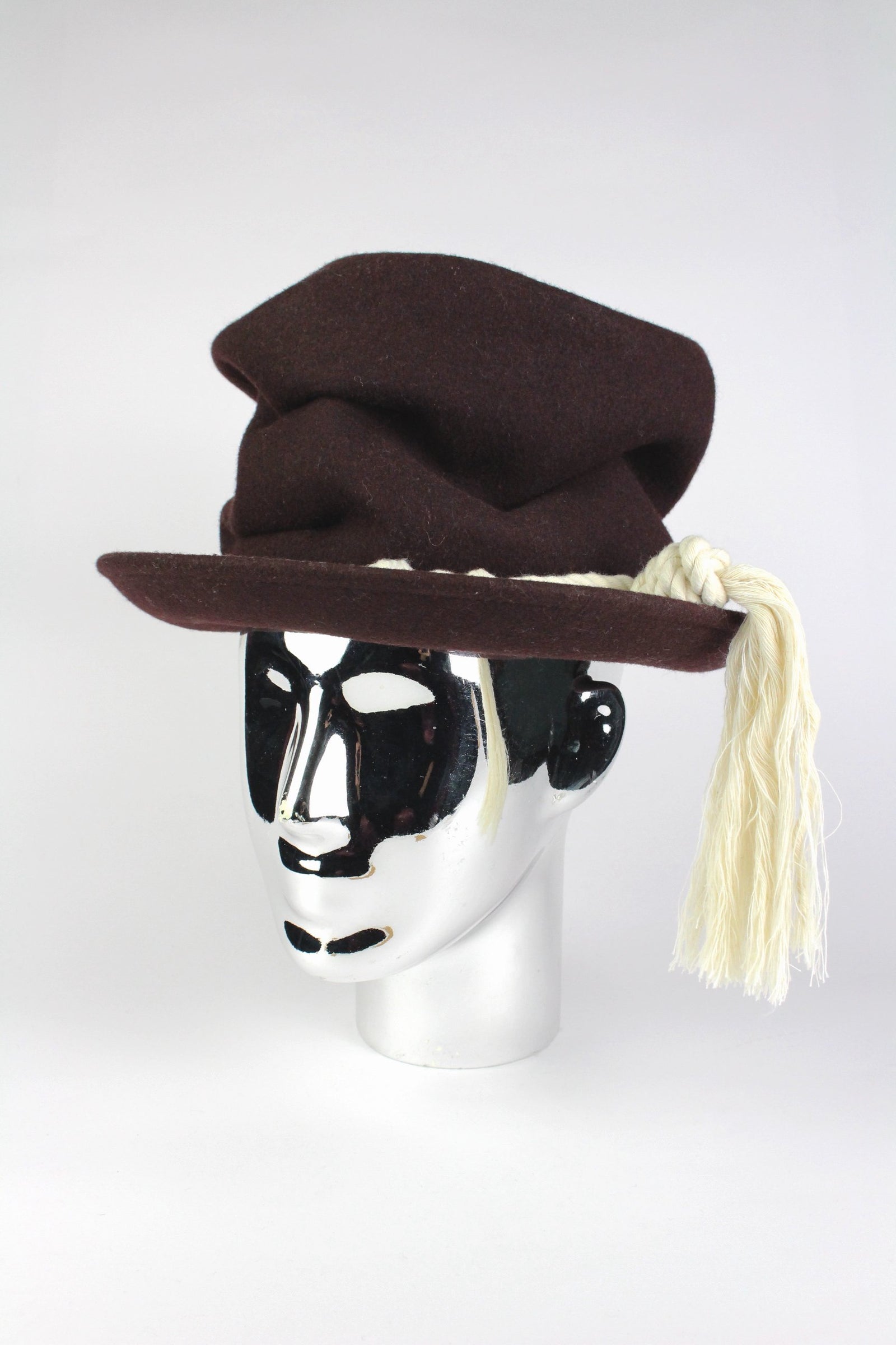 BILL SYKES - MUDLARK-A Child Of The Jago