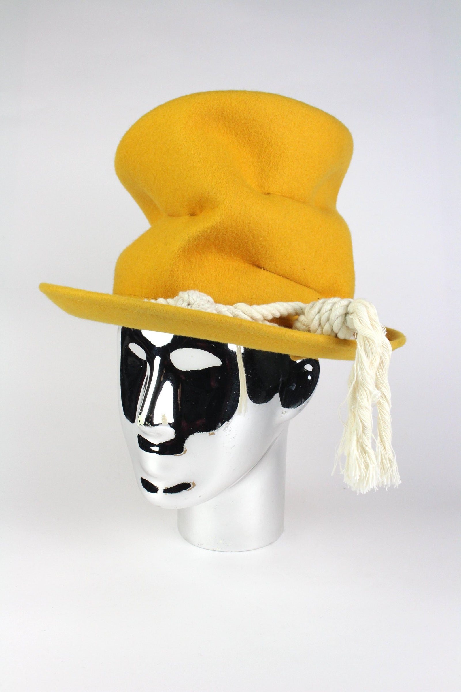 BILL SYKES - MUSTARD-A Child Of The Jago