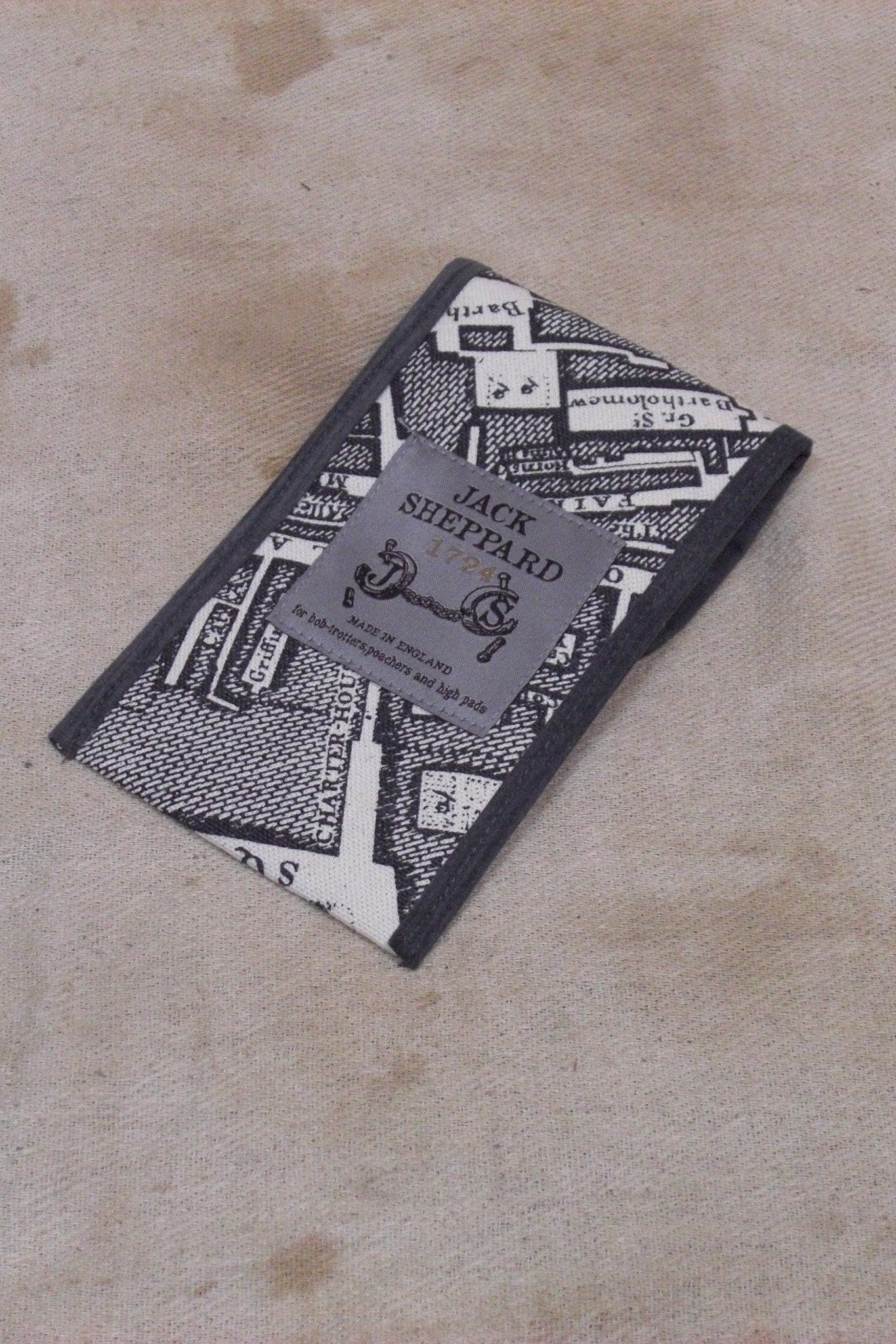 PHONE CLOAK IN CHARCOAL BOUNDARY-accessories-A Child Of The Jago