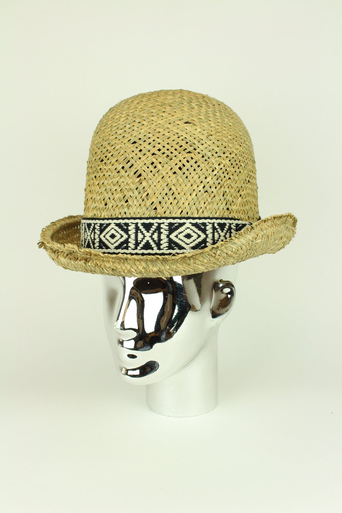 WILD BILL - STRAW-hats-A Child Of The Jago