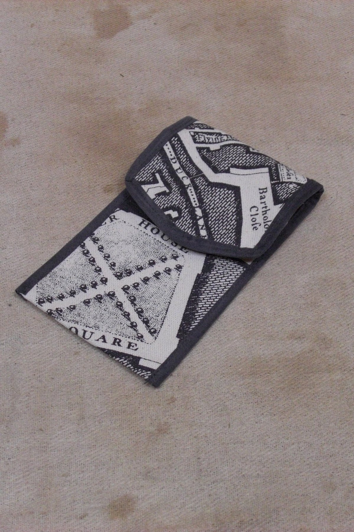 PHONE CLOAK IN CHARCOAL BOUNDARY-accessories-A Child Of The Jago